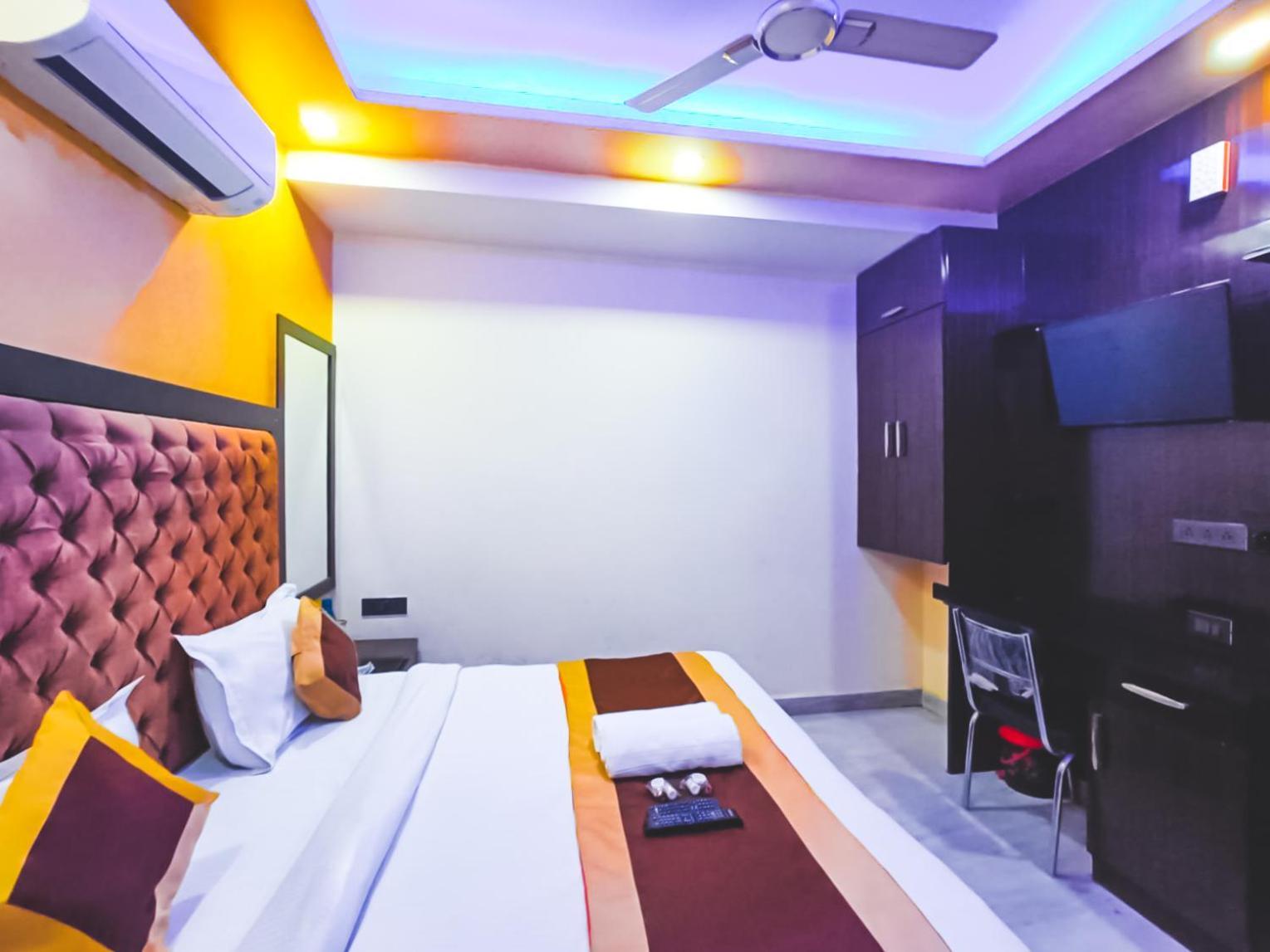 Hotel Sukoon - Ramesh Nagar Yeni Delhi Dış mekan fotoğraf