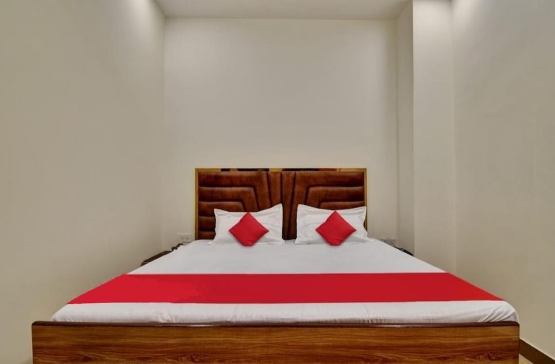 Hotel Sukoon - Ramesh Nagar Yeni Delhi Dış mekan fotoğraf