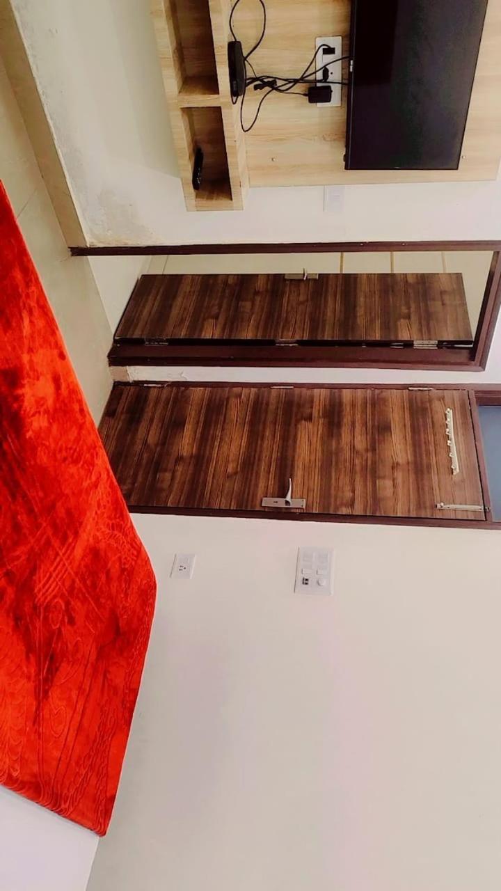 Hotel Sukoon - Ramesh Nagar Yeni Delhi Dış mekan fotoğraf