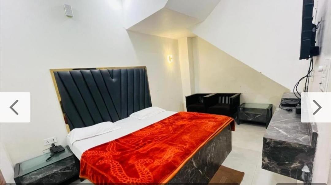 Hotel Sukoon - Ramesh Nagar Yeni Delhi Dış mekan fotoğraf