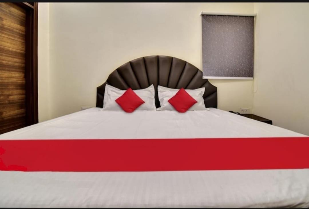 Hotel Sukoon - Ramesh Nagar Yeni Delhi Dış mekan fotoğraf